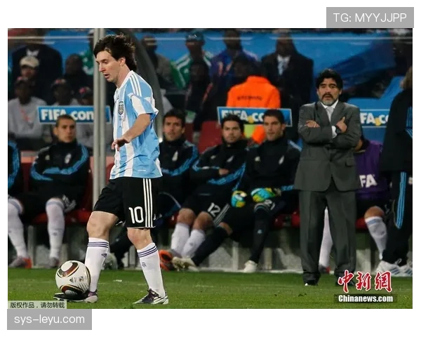 巴尔科拉与莱奥边路冲击力差异及其进攻效率生成机制对比